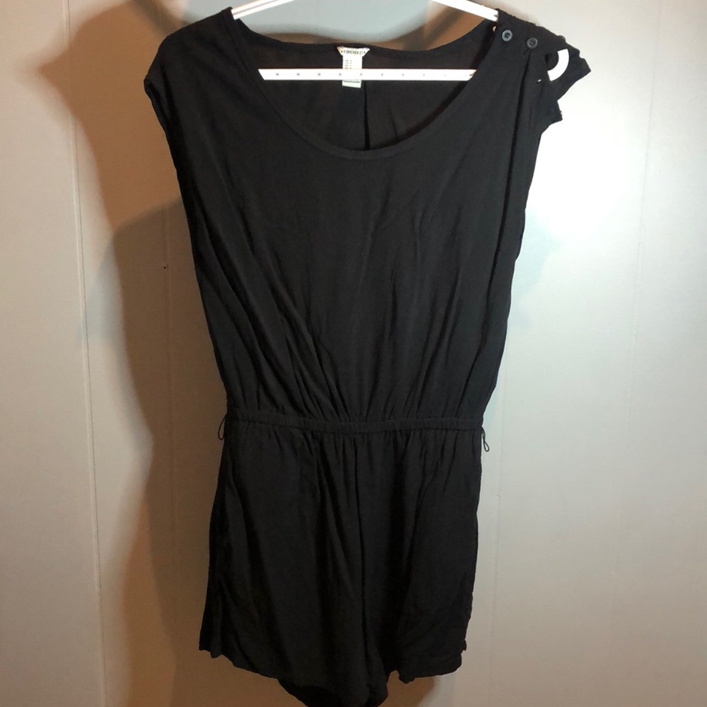 Short romper